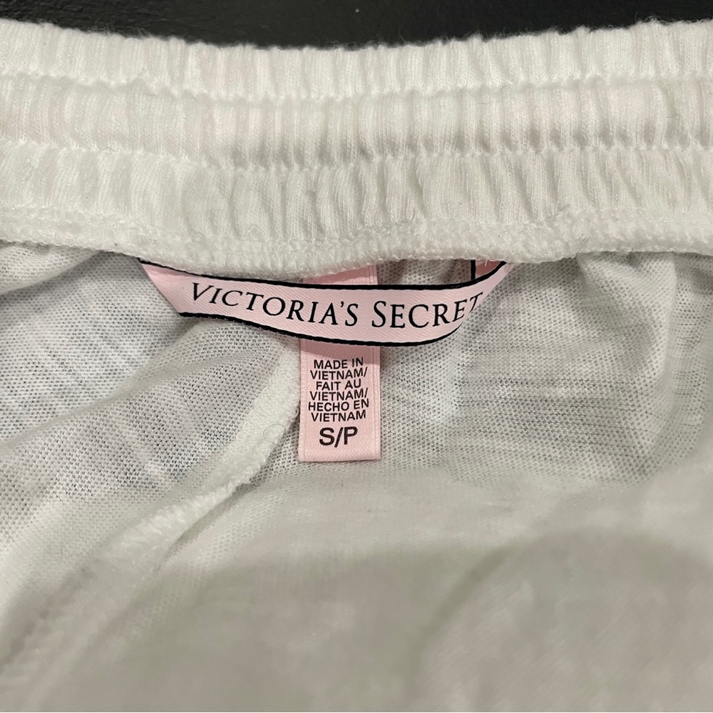 Victoria Secret White Tassel Shorts - Picture 6 of 8
